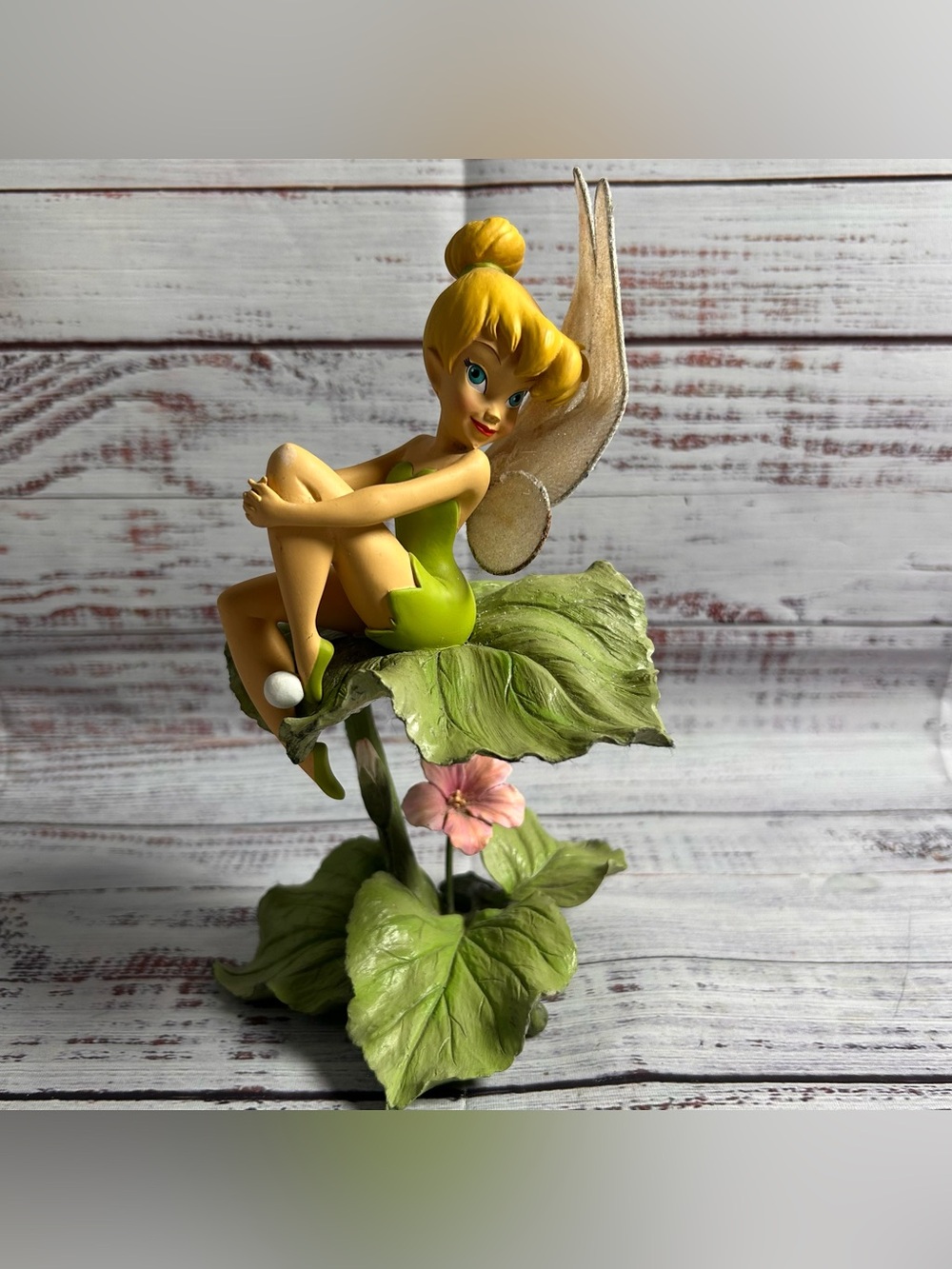 Sitting Pretty 2007 The Bradford Exchange Disney Tinker Bell Figurine No. A2644